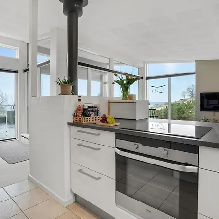 Stunning In With House Sea View Holiday home *