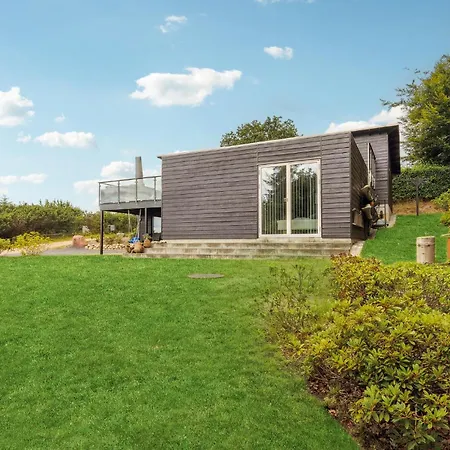 Holiday home Stunning In With House Sea View